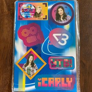 Nickelodeon iCarly 14 Magnetic Frames Magnets 2010